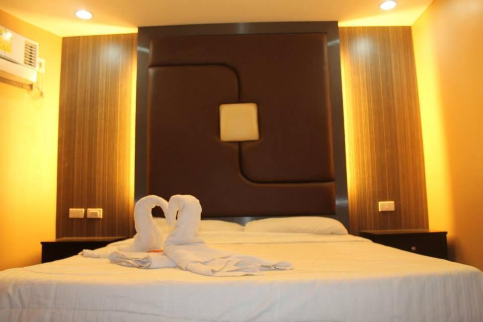 Calumpit El Vistra Traveller'S Inn מראה חיצוני תמונה