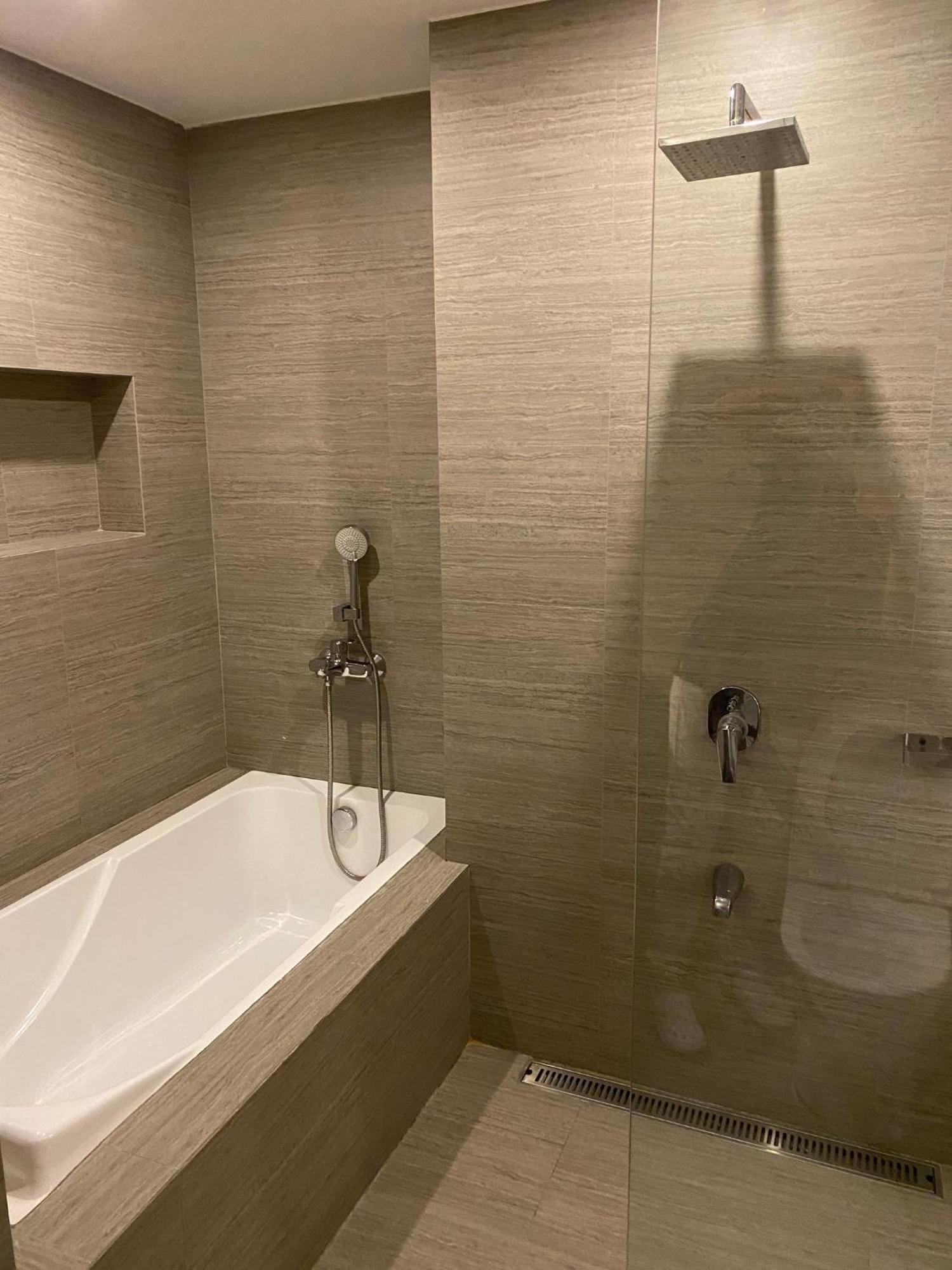 Calumpit El Vistra Traveller'S Inn מראה חיצוני תמונה